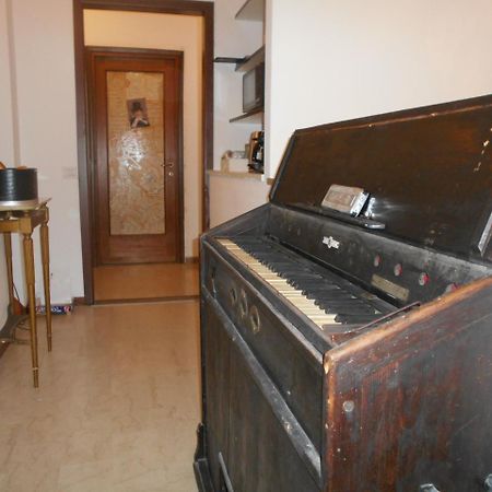 Jackie O' A La Maison Bergamo Bagian luar foto